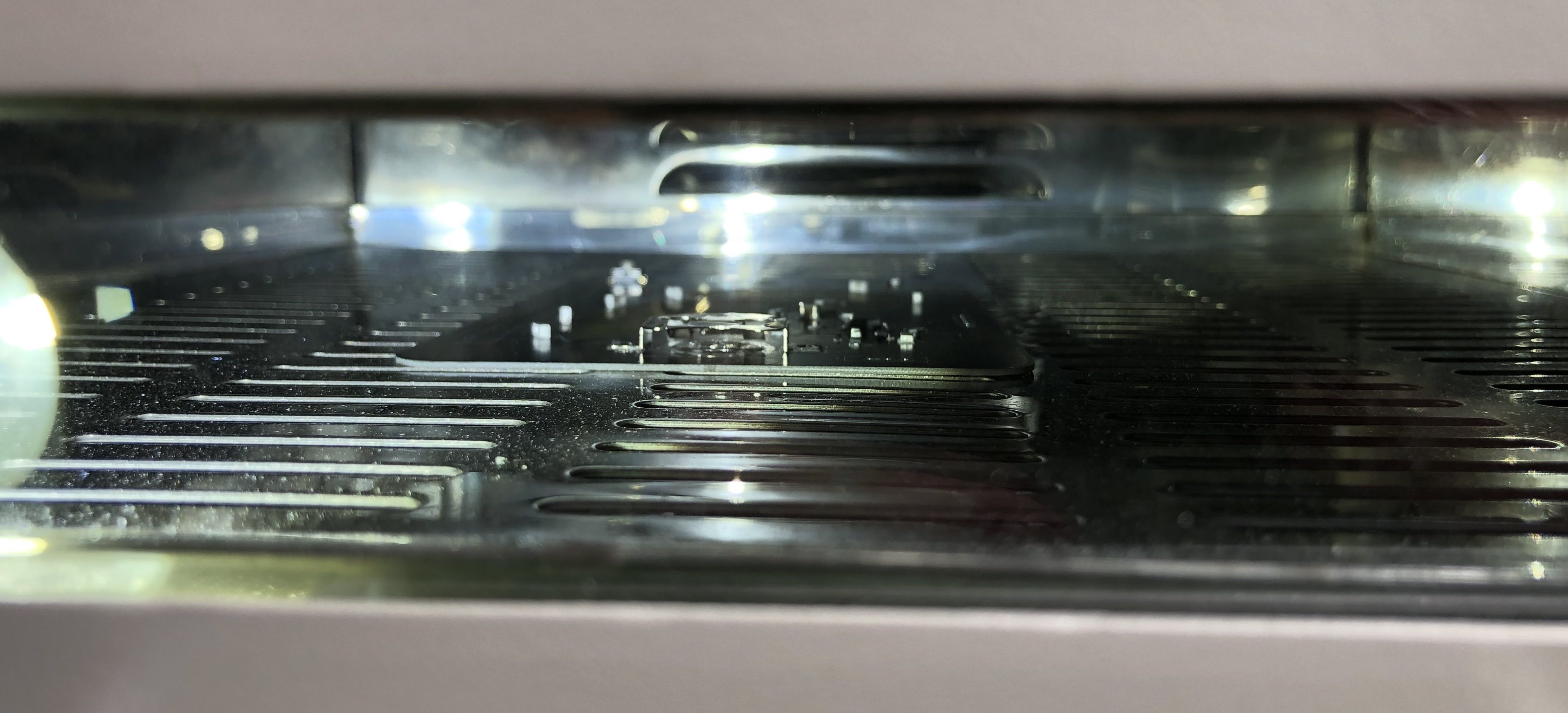 Trying to get a look inside the T-962 reflow oven